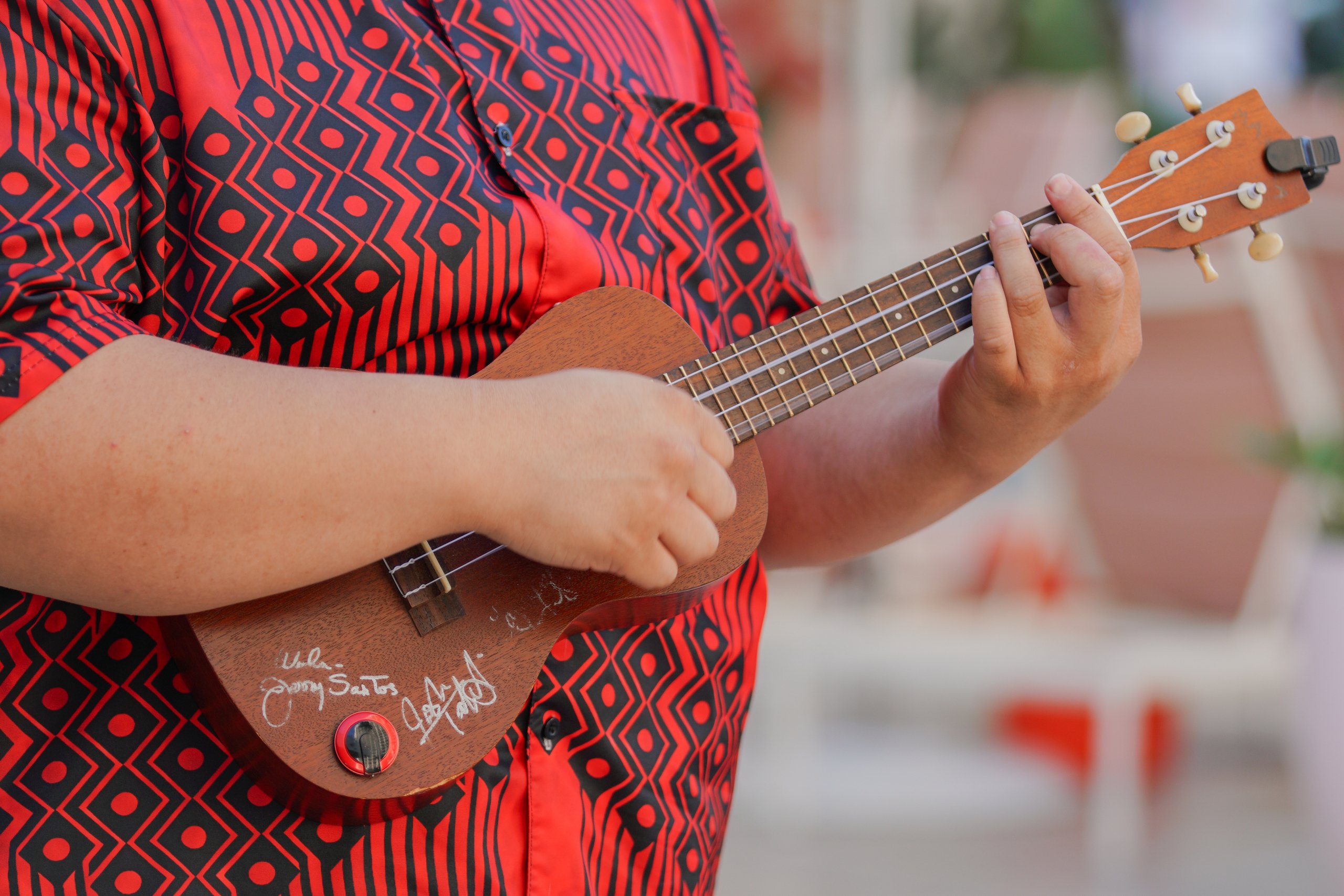 Ukulele Lessons at the Twin Fin Hotel